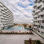 Oasis Std In Infinity Pool & Năvodari