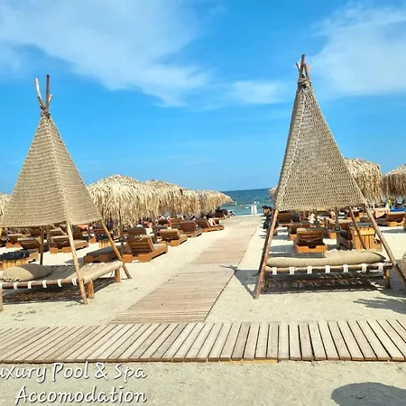 Oasis Std - Jacuzzi & Sauna Infinity ナボダリ