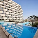Oasis Std In Infinity Pool &