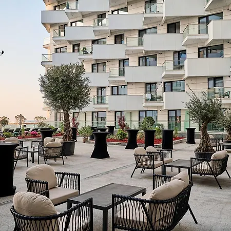 Oasis Std - Jacuzzi & Sauna Infinity Apartmán *